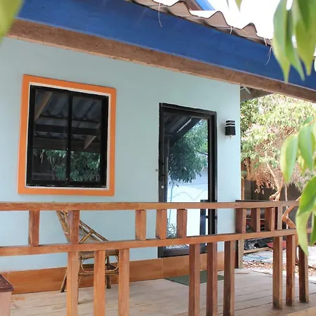 Albergue The Big Easy Koh Rong Samloem Koh Rong Sanloem Exterior foto